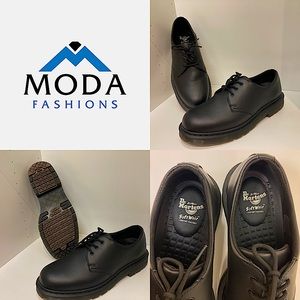 Dr. Marten’s Black Men’s Size 12 • 1461 Mono Slip Resistant Oxford Shoes.